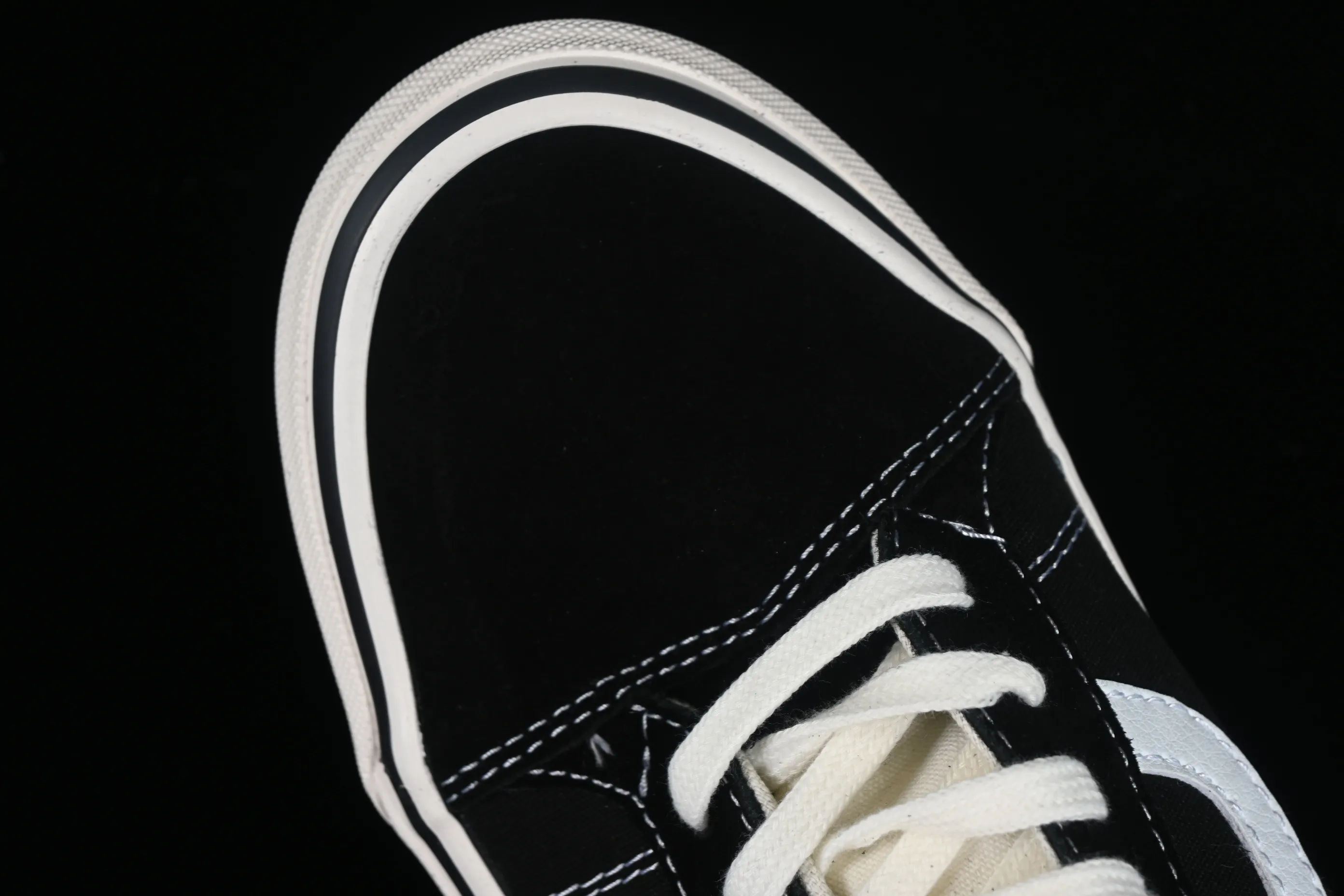 All categories Vans Vans series Vans Mid Vans China Vans Style 37 Anaheim black and white mid-top casual sneakers VN0A3MUOQF6